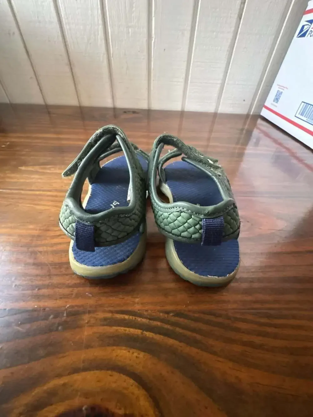 Carter's Boys Dinosaur Light-Up Sandals Green Size 10